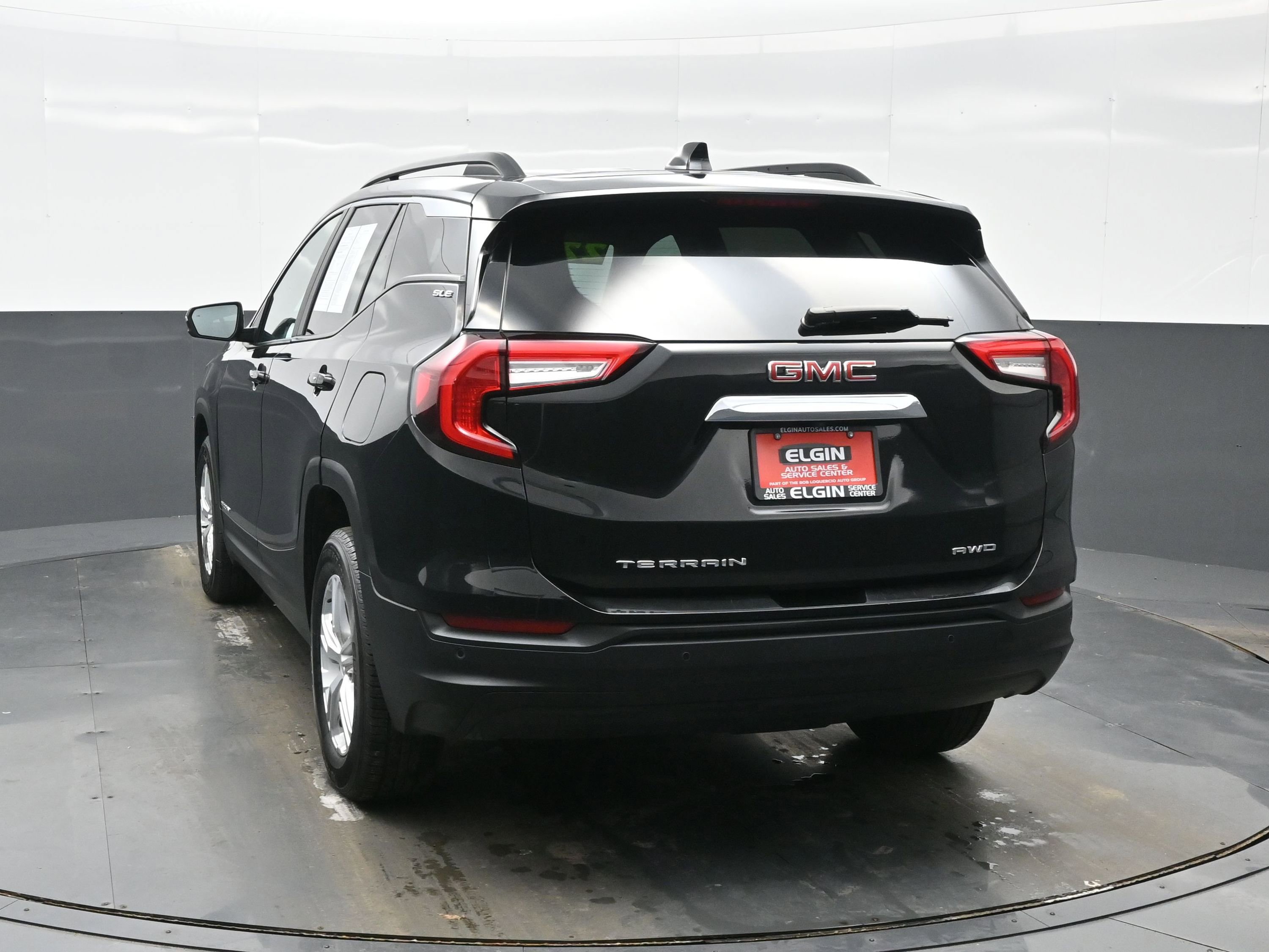 Used 2022 GMC Terrain SLE w/ Driver Convenience Package AWD/4WD image 7