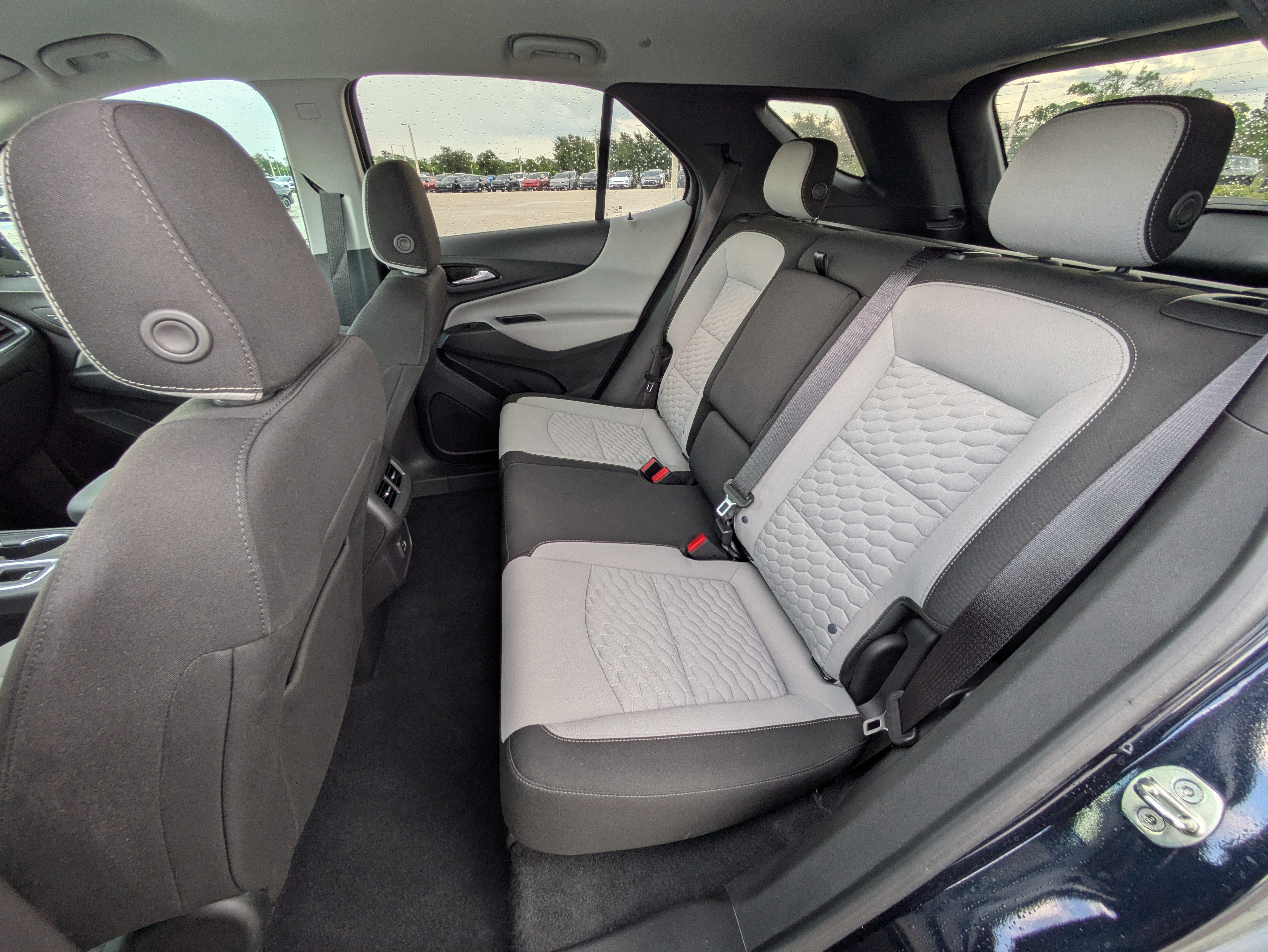 Used 2020 Chevrolet Equinox LT FWD image 14