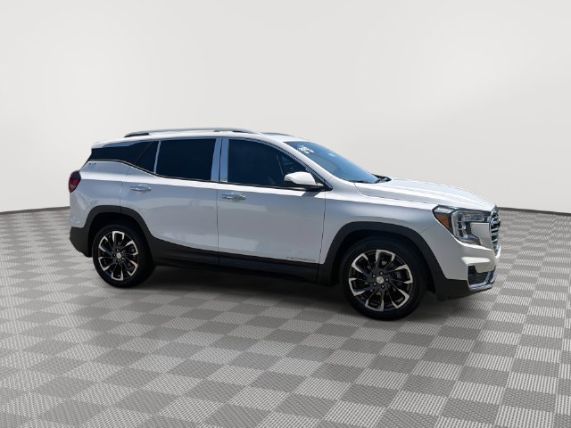 Certified 2022 GMC Terrain SLT w/ Infotainment Package II FWD image 14