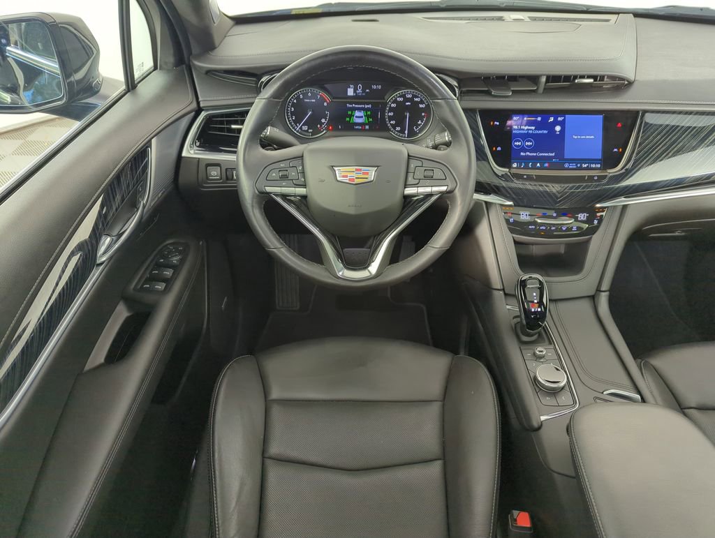Certified 2025 Cadillac XT6 Premium Luxury AWD/4WD image 13