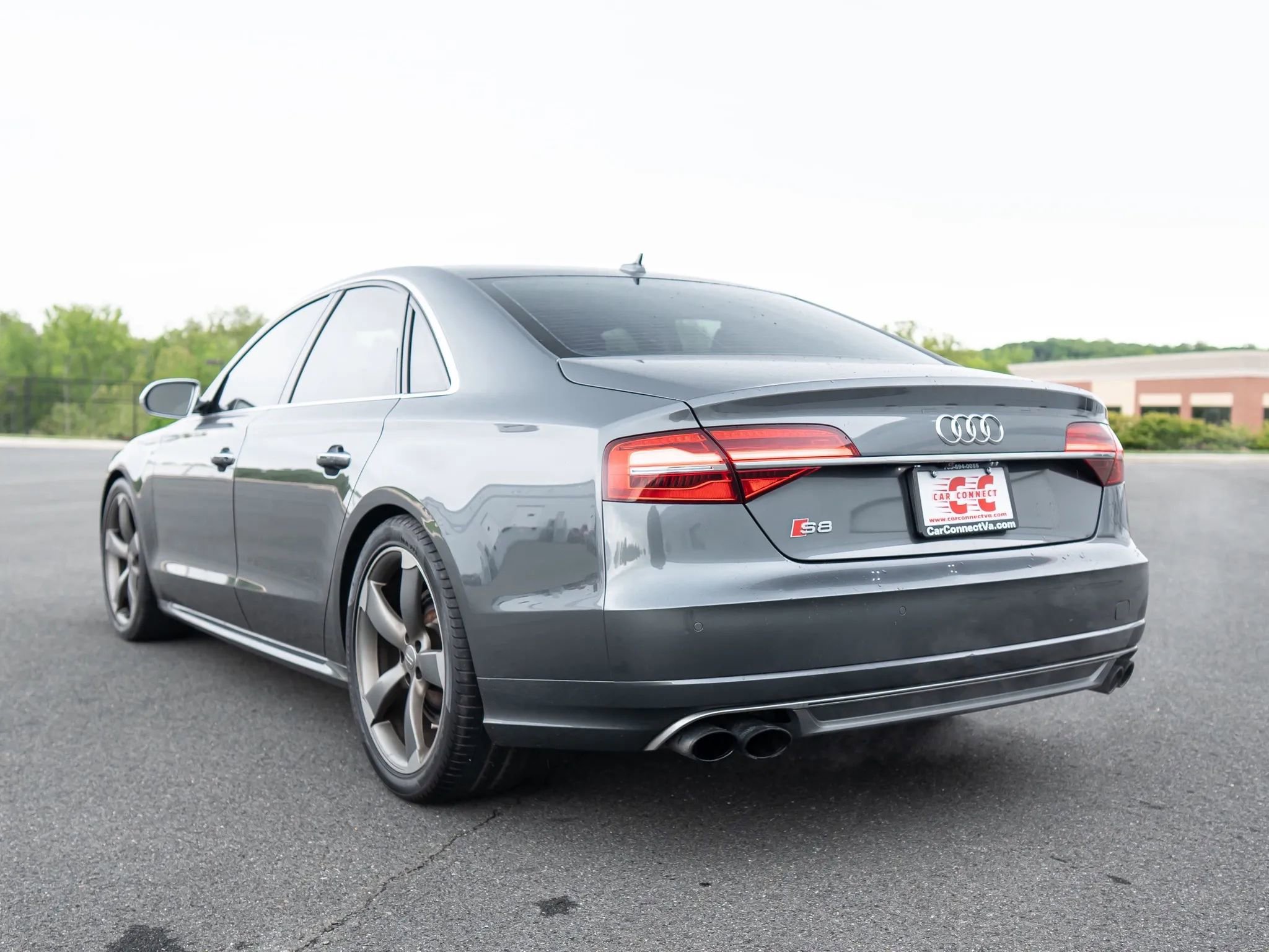 Used 2016 Audi S8 w/ Driver Assistance Package AWD/4WD image 4