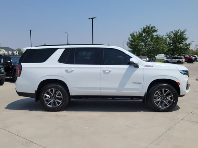 Used 2023 Chevrolet Tahoe Z71 w/ Luxury Package AWD/4WD image 2