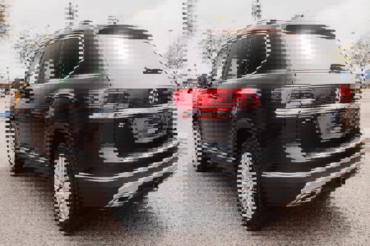 Used 2018 Volkswagen Atlas SEL Premium image 9