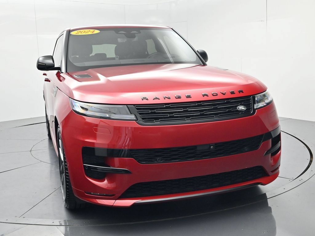 Used 2024 Land Rover Range Rover Sport Dynamic SE AWD/4WD image 2