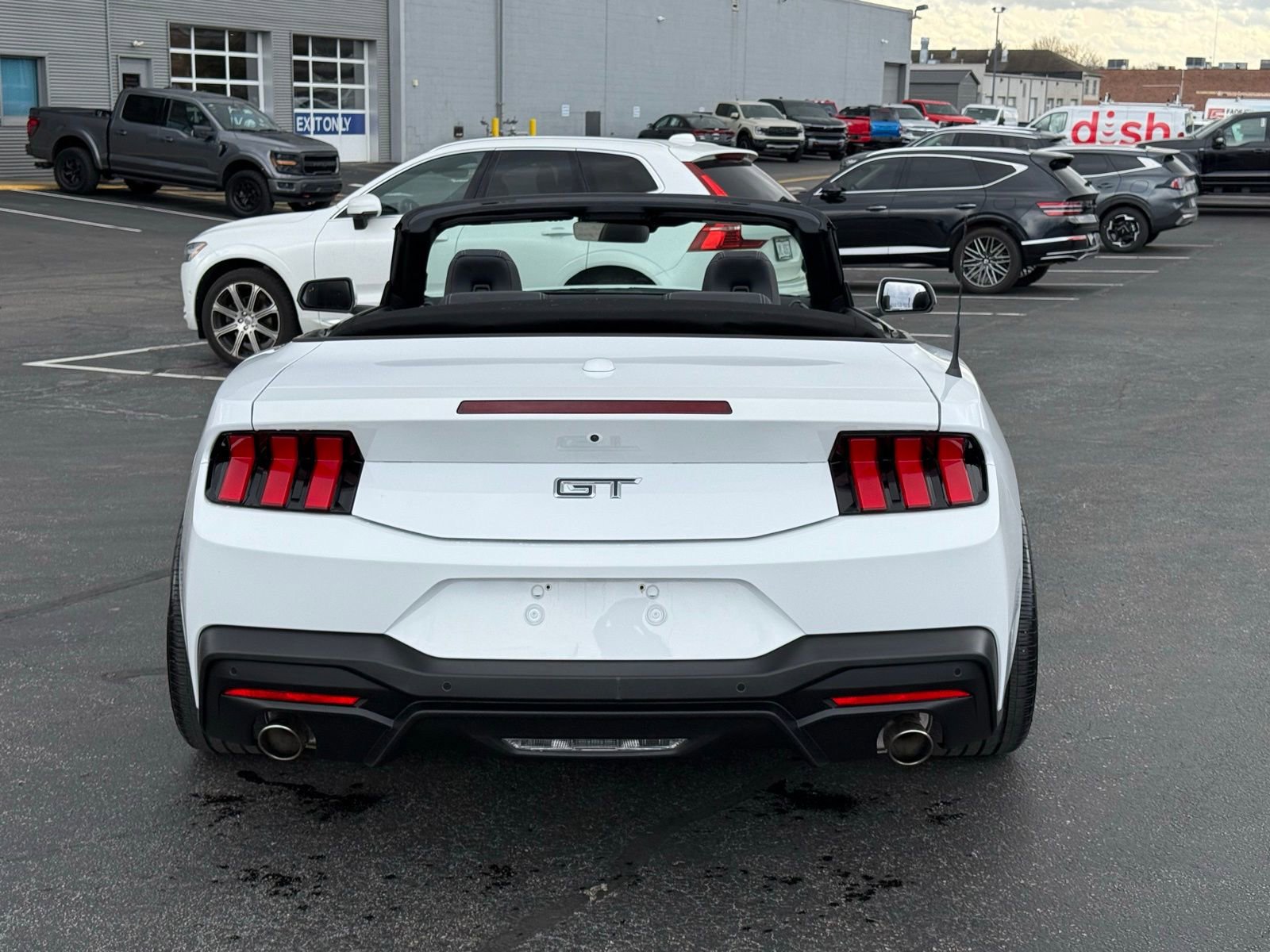 Used 2024 Ford Mustang GT Premium image 4