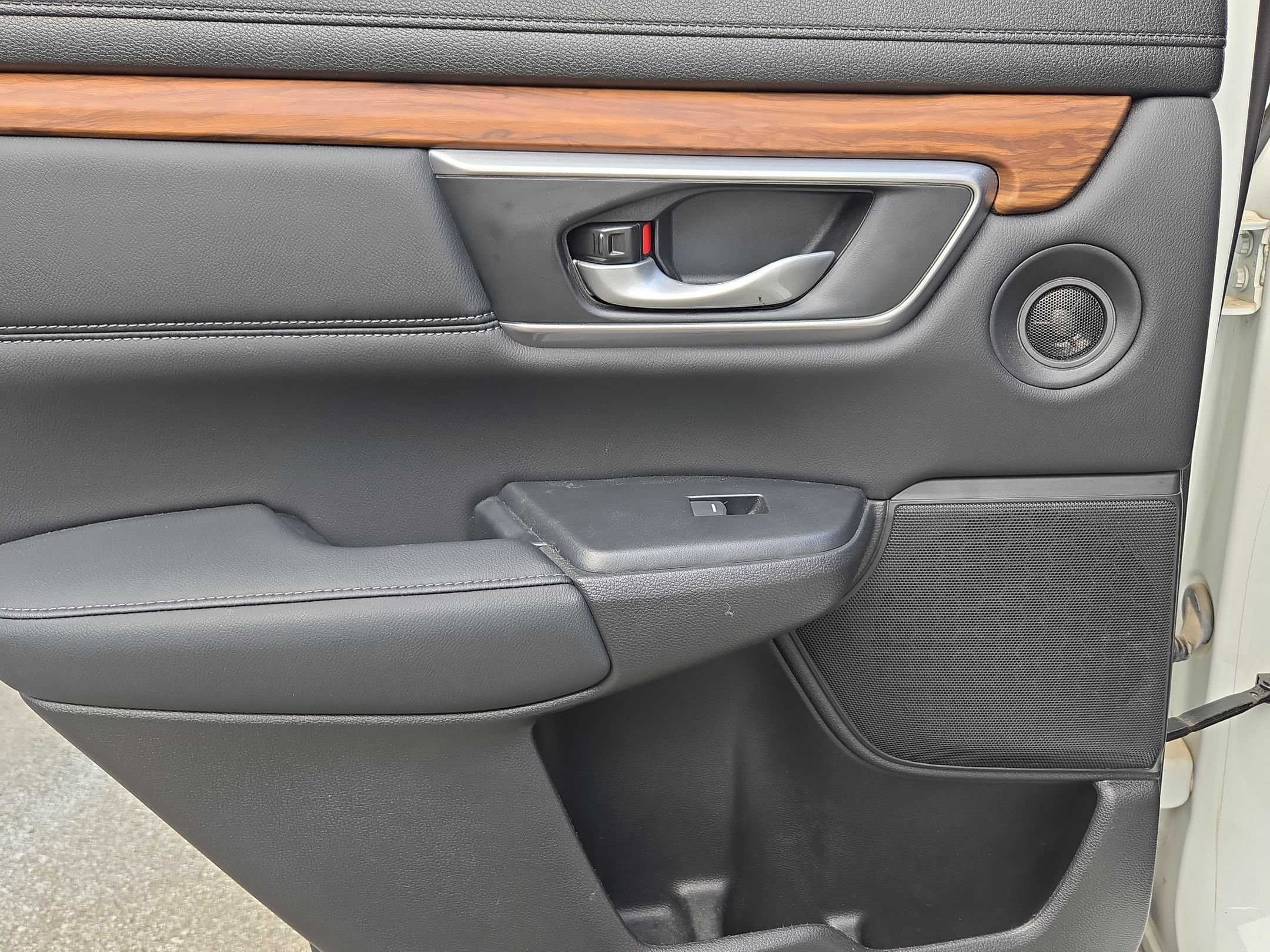 Used 2022 Honda CR-V EX-L image 15