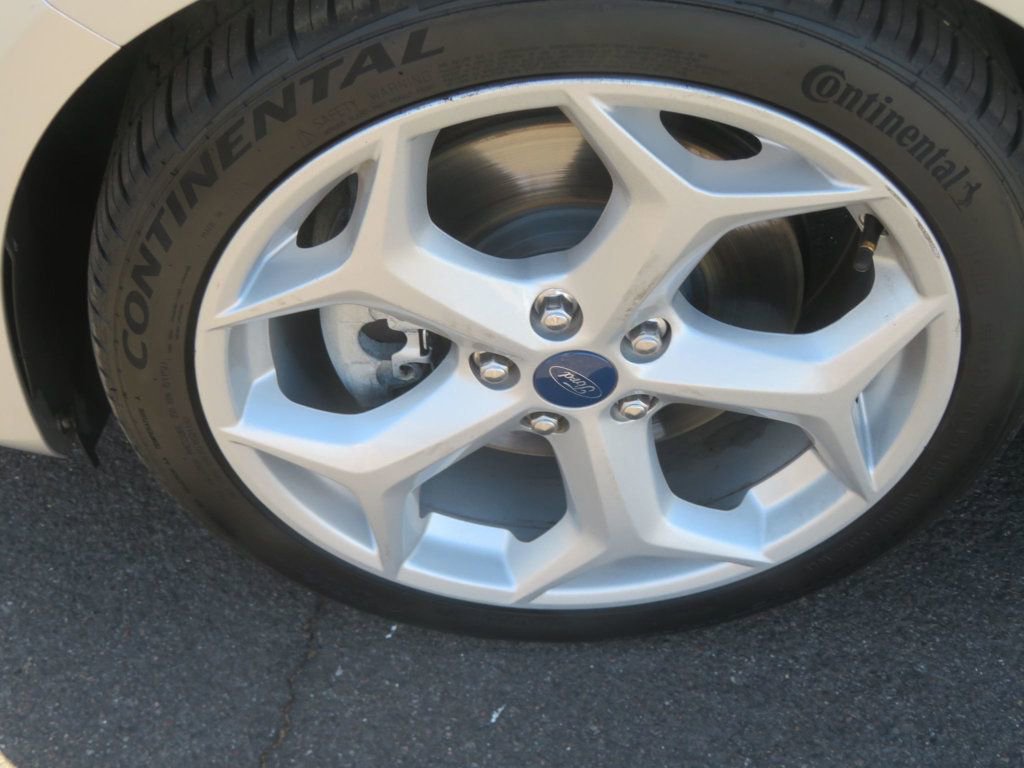 Used 2014 Ford Focus ST image 15
