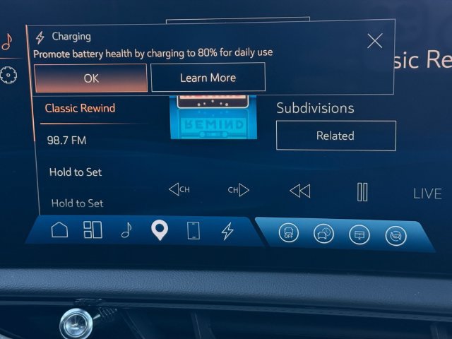 Certified 2025 Cadillac Optiq Sport 2 AWD/4WD image 8