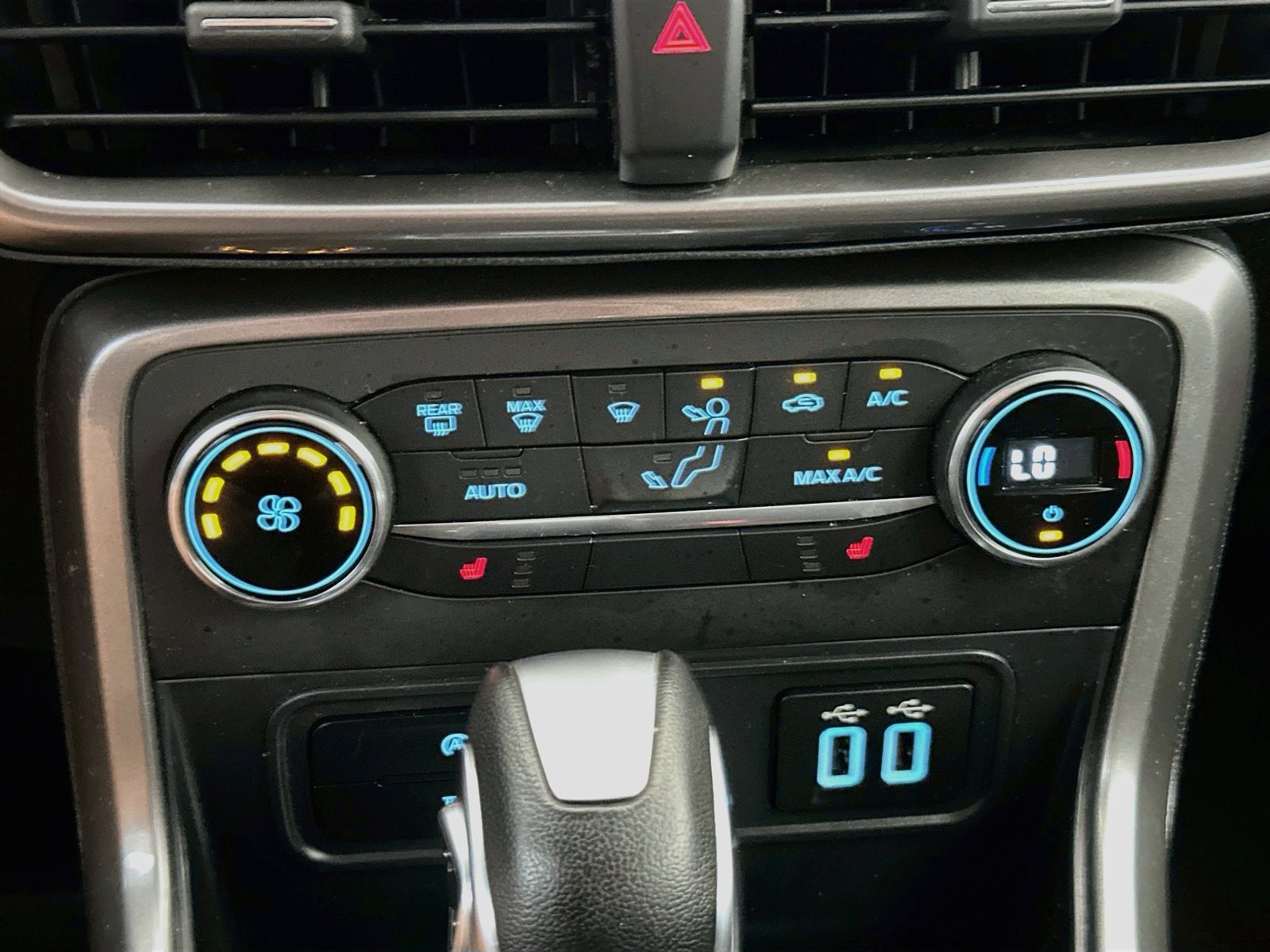 Used 2021 Ford EcoSport SE FWD image 15