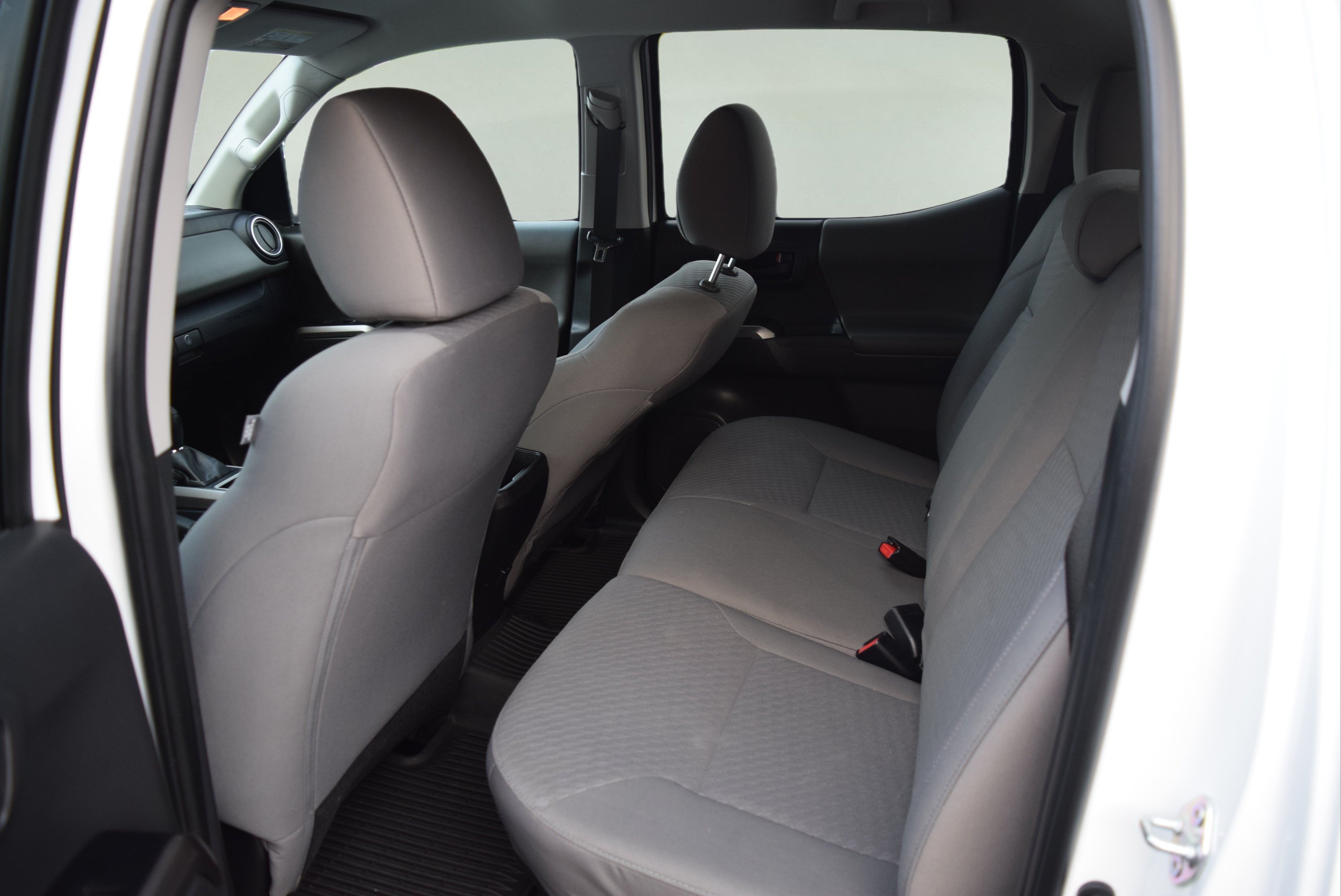 Used 2023 Toyota Tacoma SR5 AWD/4WD image 11