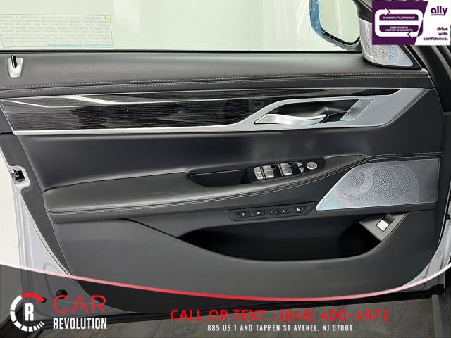 Used 2020 BMW 750i xDrive w/ Executive Package AWD/4WD image 40