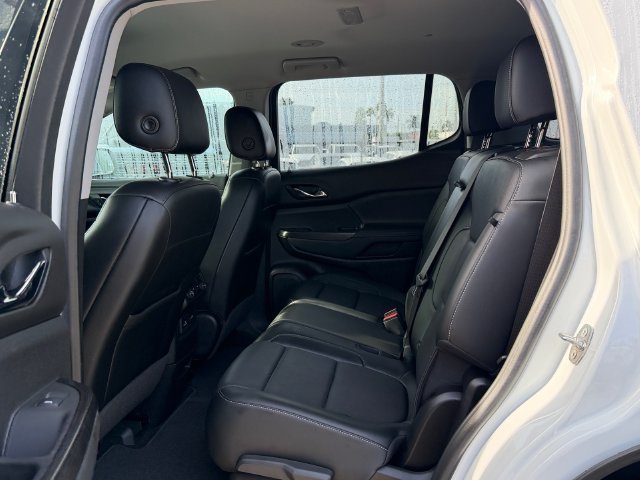 Certified 2021 GMC Acadia SLT FWD image 11