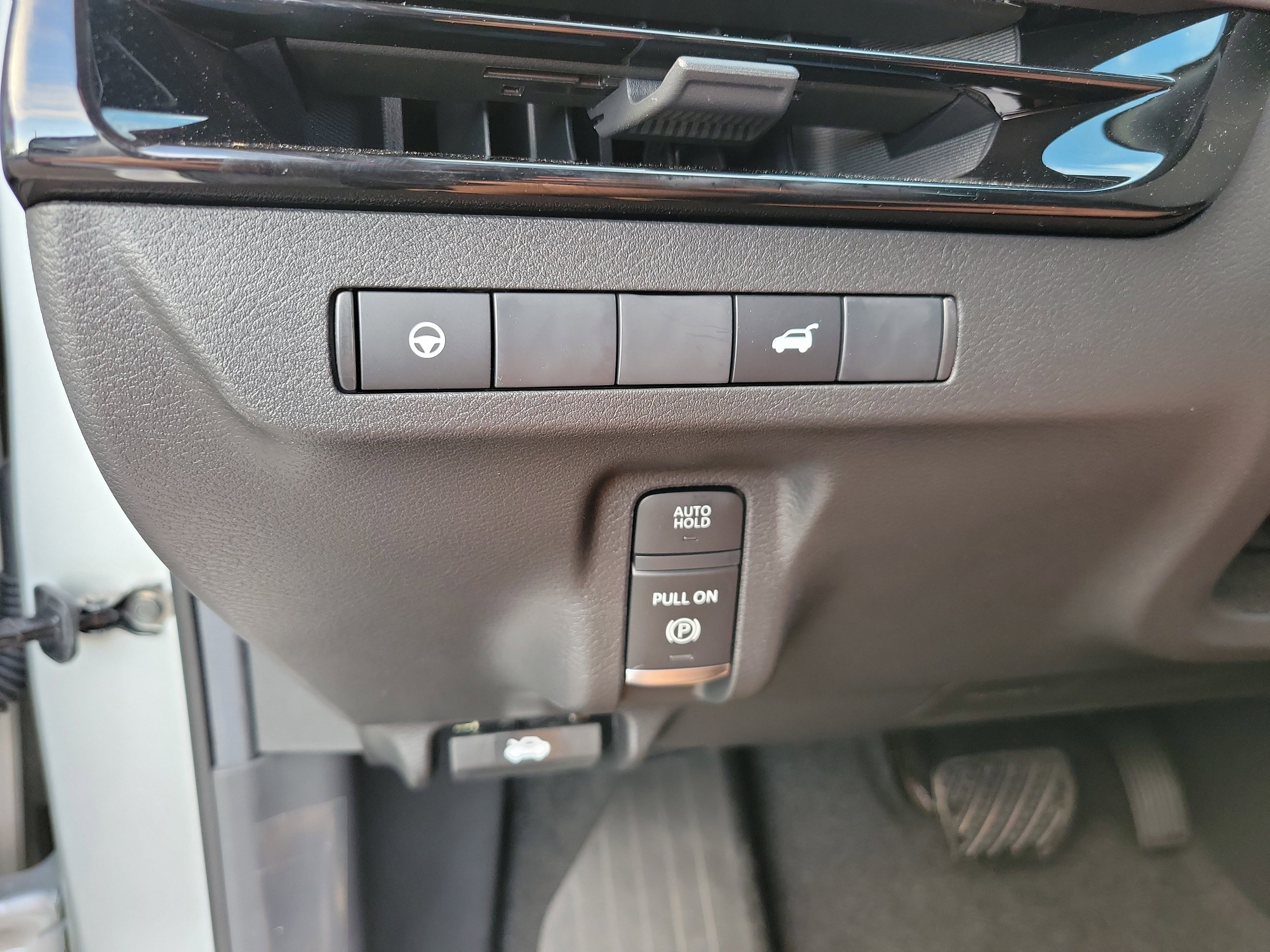 New 2025 Nissan Murano SV AWD/4WD image 31