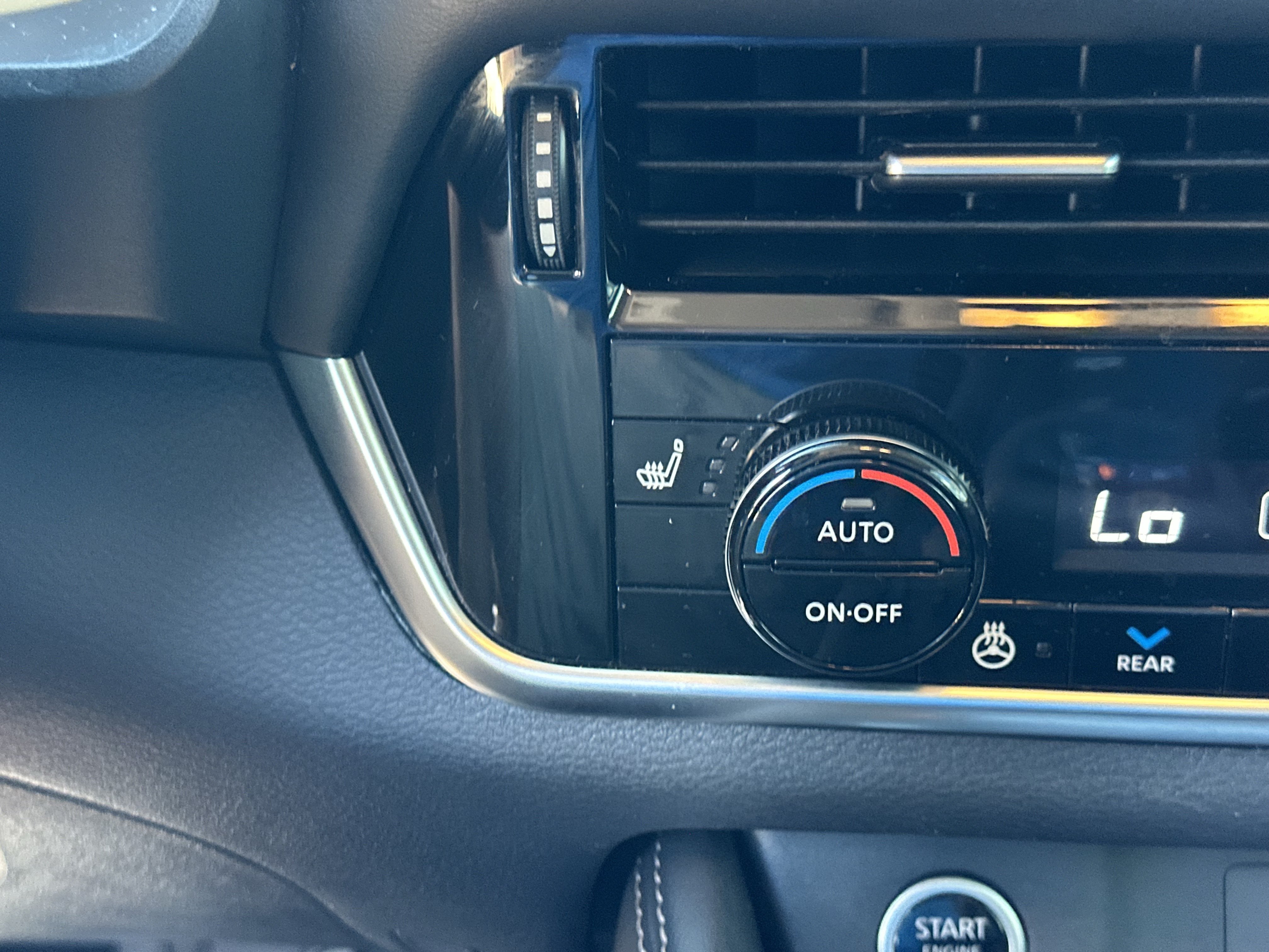 Certified 2021 Nissan Rogue SL FWD image 31