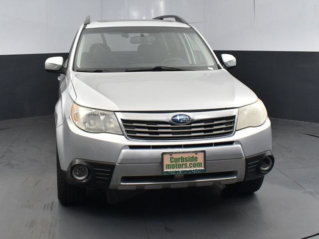 Used 2010 Subaru Forester 2.5X Limited AWD/4WD image 4