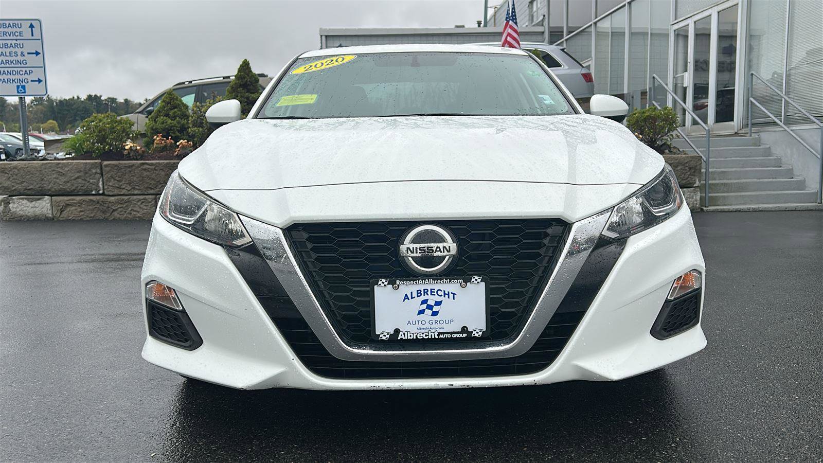 Used 2020 Nissan Altima 2.5 S FWD image 2