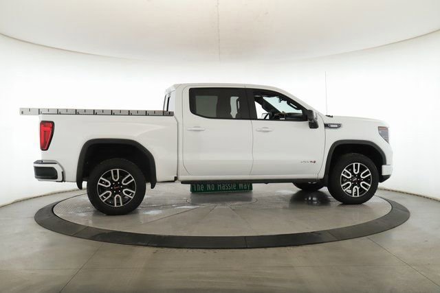 Used 2025 GMC Sierra 1500 AT4 w/ AT4 Premium Package image 6