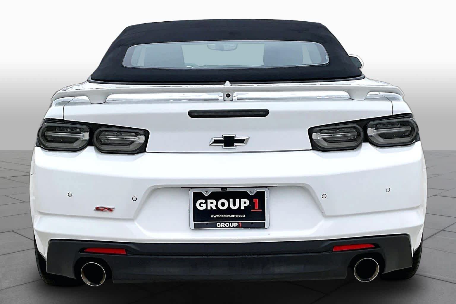 Used 2019 Chevrolet Camaro SS RWD image 5