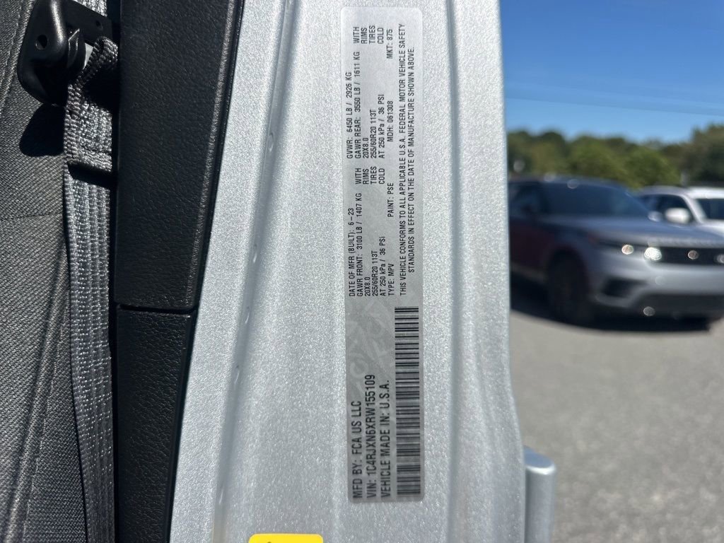 Used 2024 Jeep Wrangler Unlimited w/ Convenience Group image 33