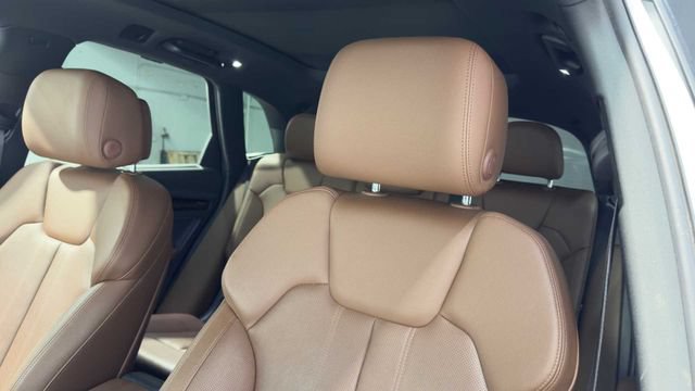 Used 2019 Audi Q5 2.0T Premium Plus w/ Premium Plus Package AWD/4WD image 23