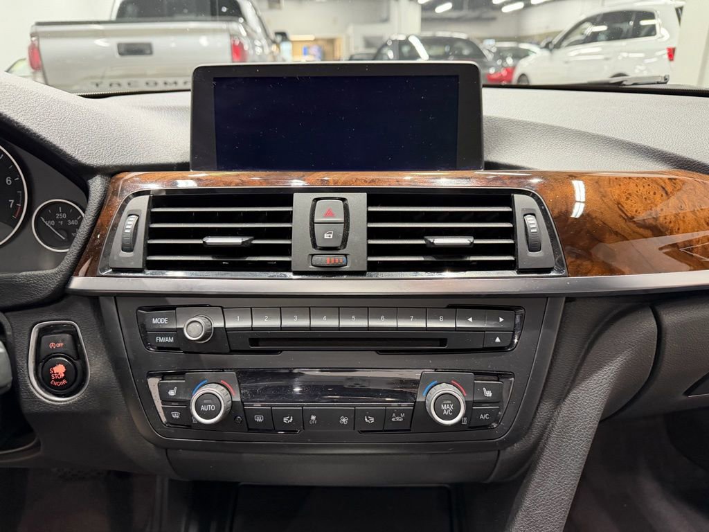 Used 2014 BMW 428i Convertible RWD image 34