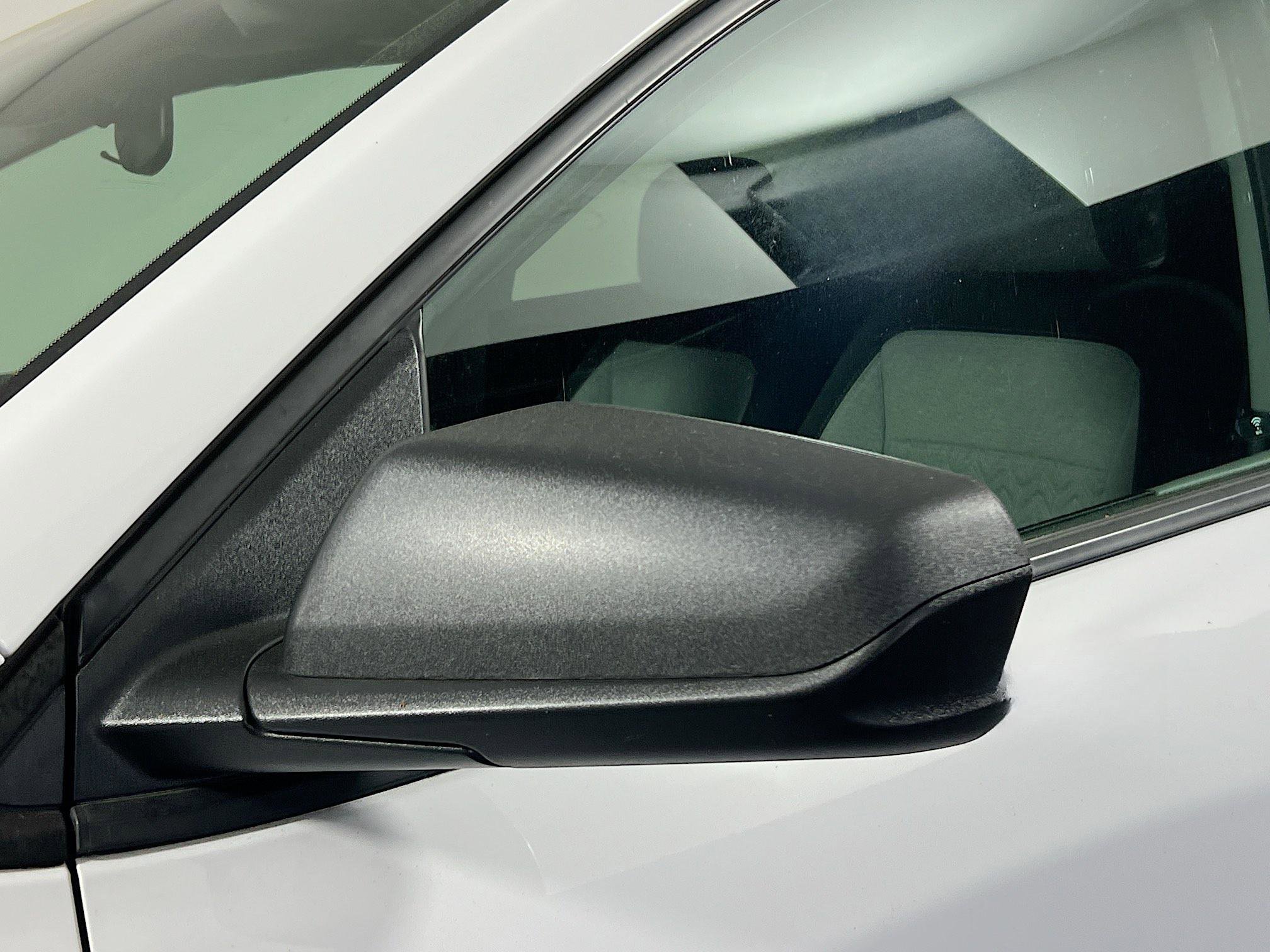 Used 2023 Chevrolet Equinox LS w/ LS Convenience Package image 12