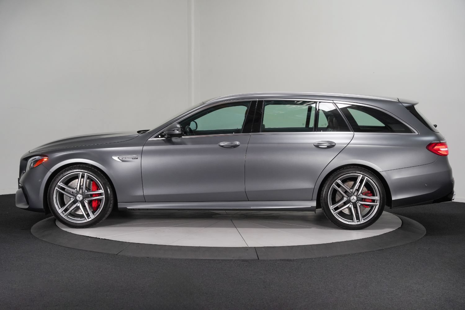 Used 2020 Mercedes-Benz E 63 AMG S image 7