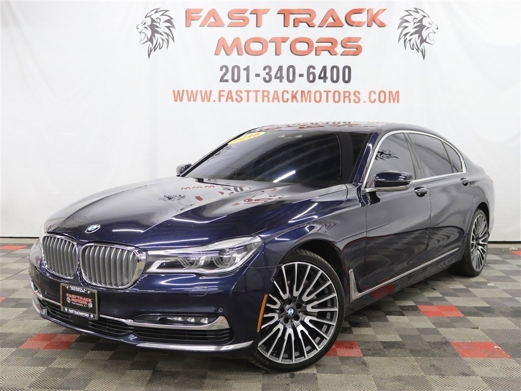 Used 2018 BMW 750Li xDrive w/ Executive Package AWD/4WD image 1