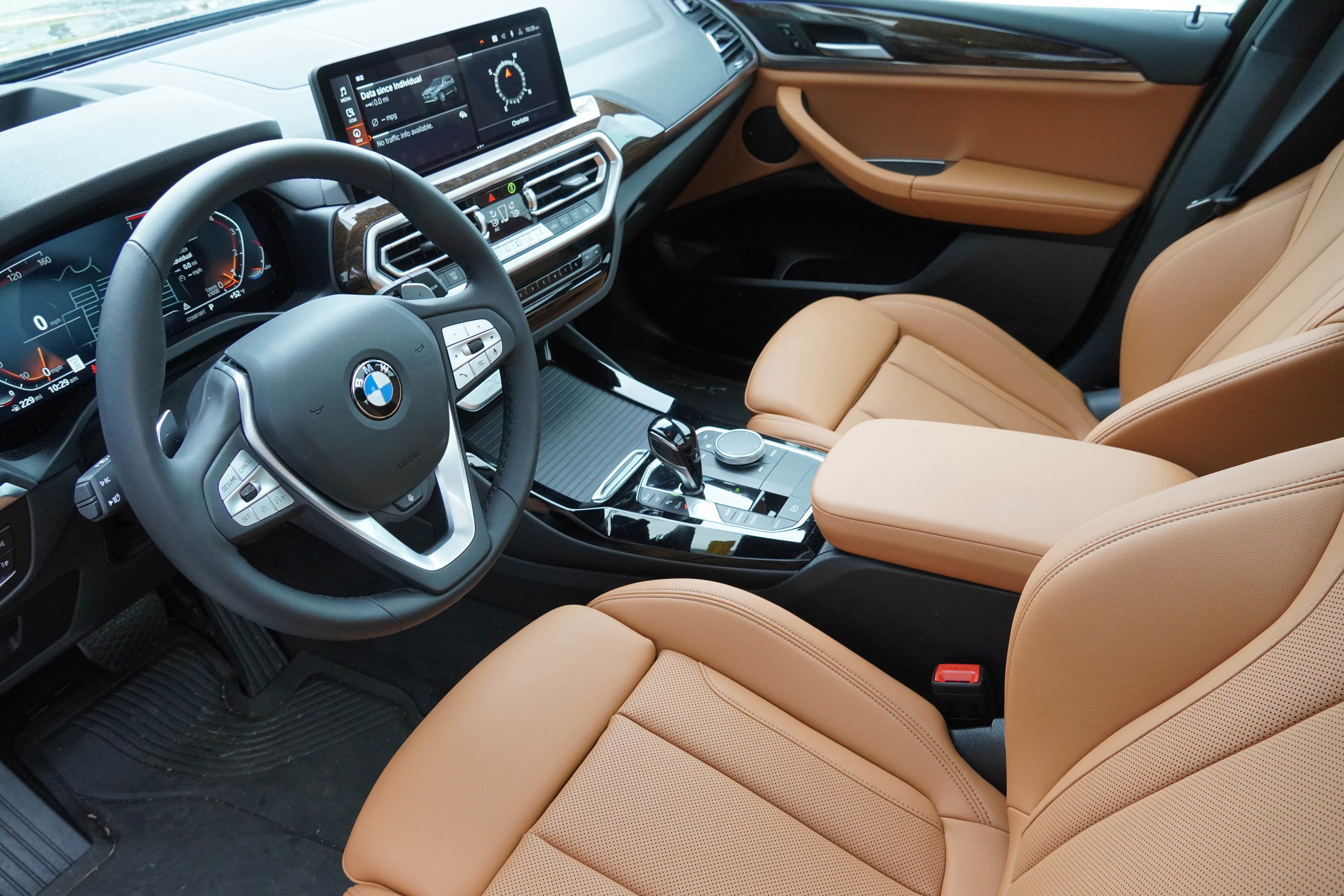 Certified 2024 BMW X3 sDrive30i w/ Premium Package image 9