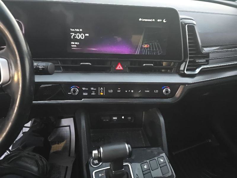 Used 2023 Kia Sportage EX image 13