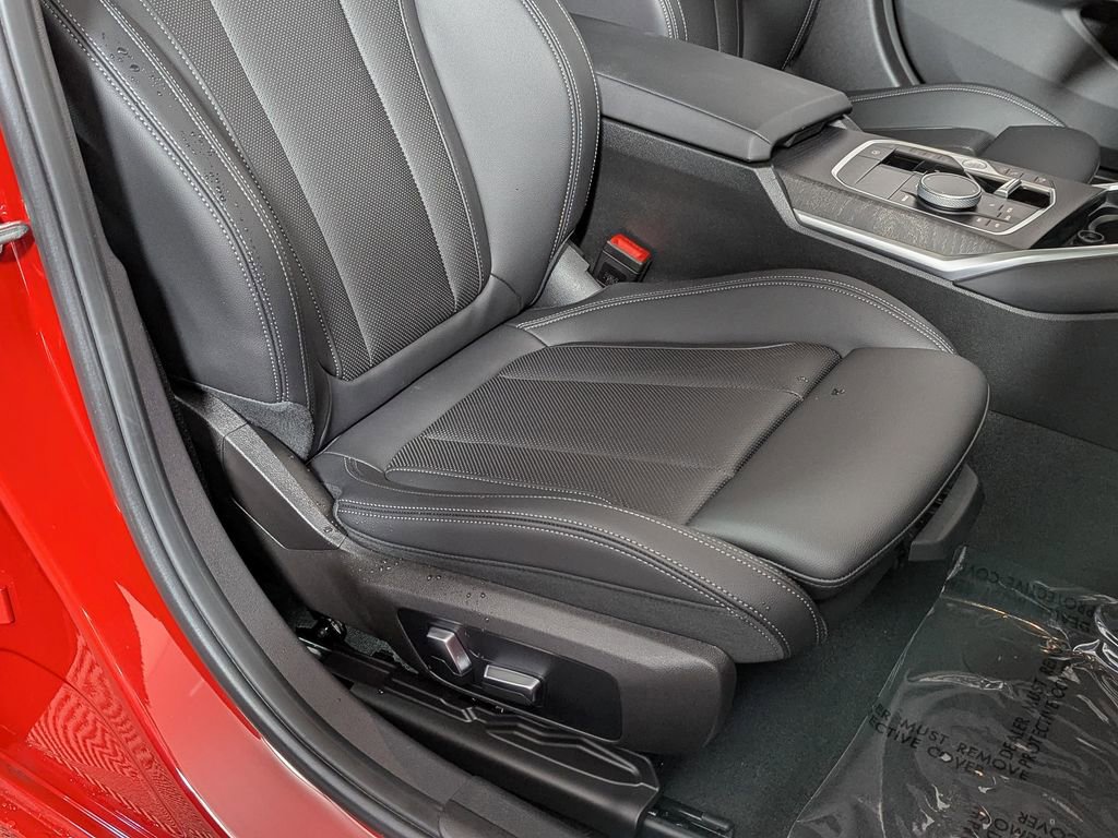 Certified 2023 BMW 330i xDrive 330i xDrive w/ Premium Package image 28