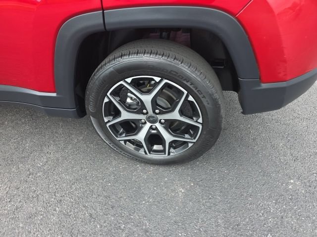 Used 2025 Jeep Compass Limited AWD/4WD image 9