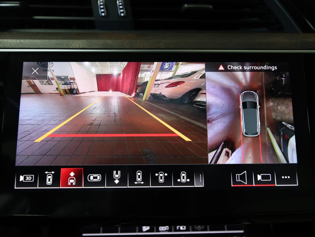 Used 2019 Audi e-tron Premium Plus AWD/4WD image 23