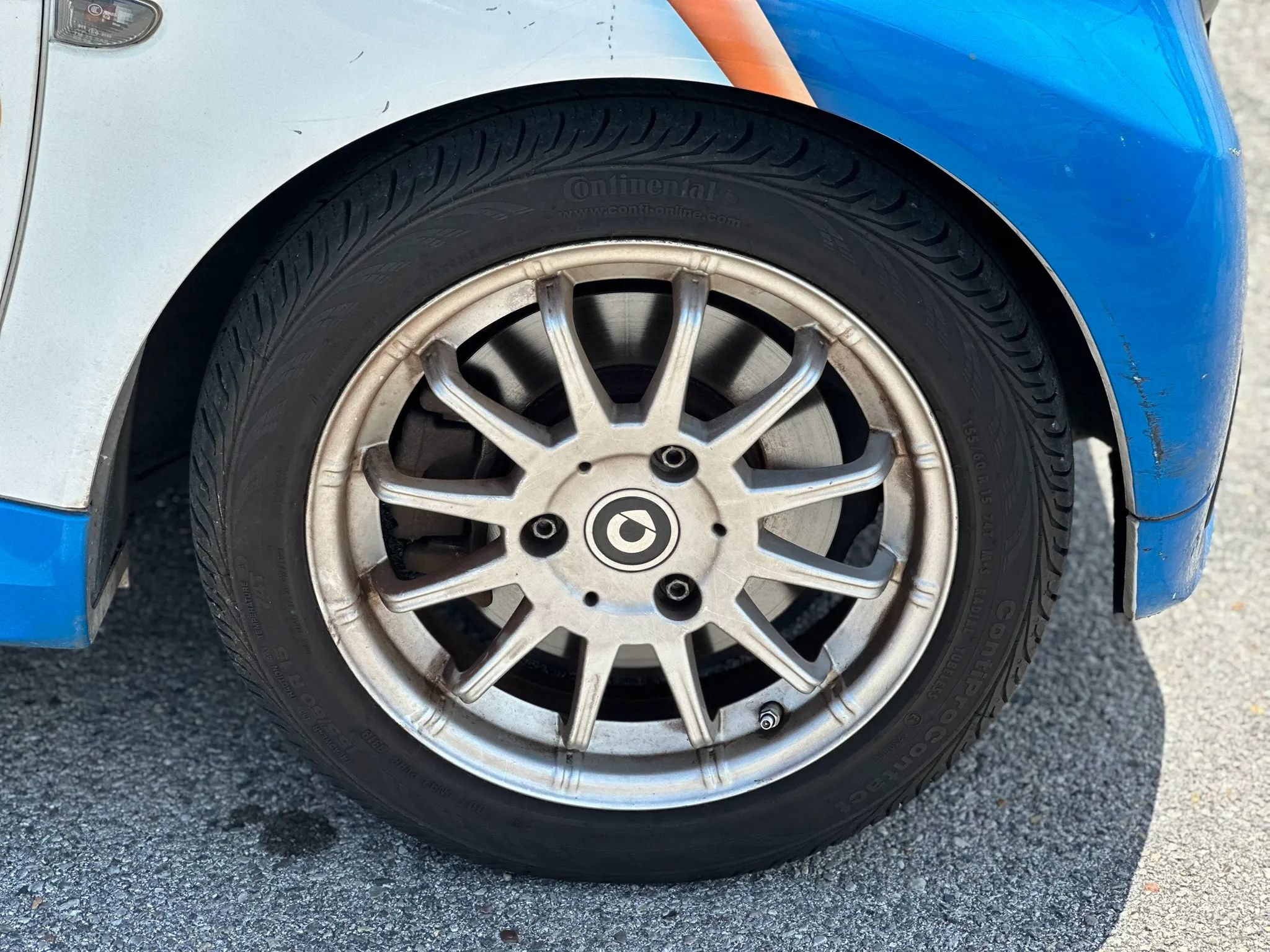 Used 2013 smart fortwo pure RWD image 18