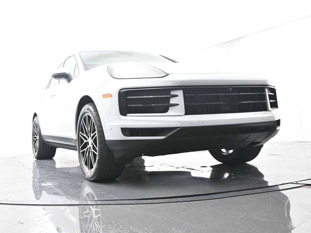 Certified 2024 Porsche Cayenne Coupe AWD/4WD image 55