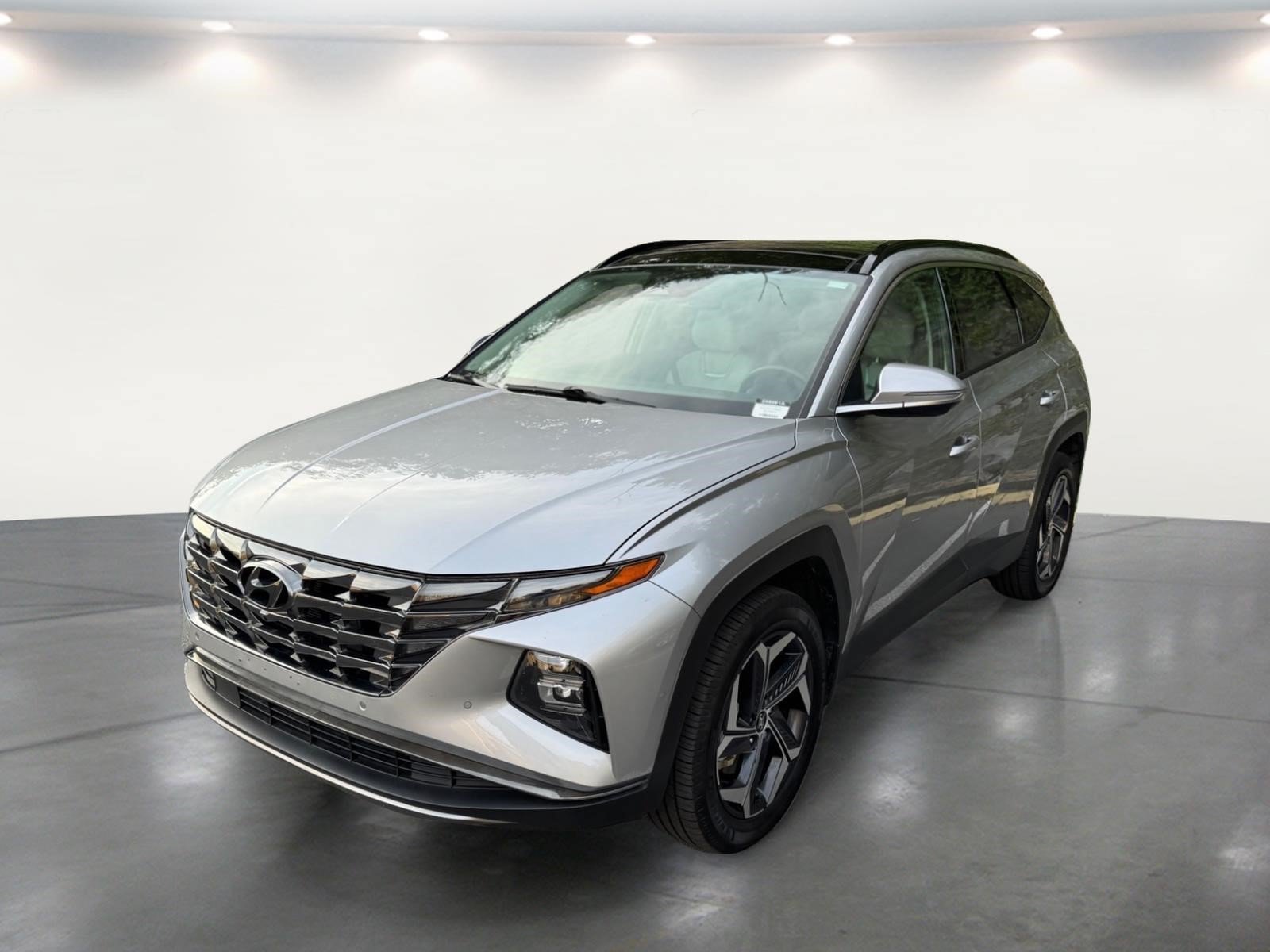 Used 2024 Hyundai Tucson Limited AWD/4WD image 2