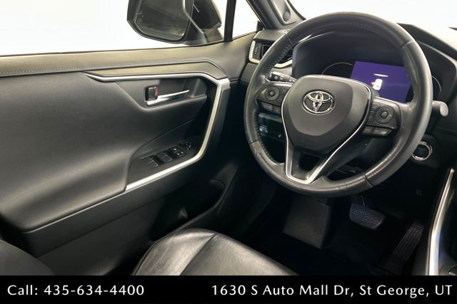 Used 2019 Toyota RAV4 XSE AWD/4WD image 11