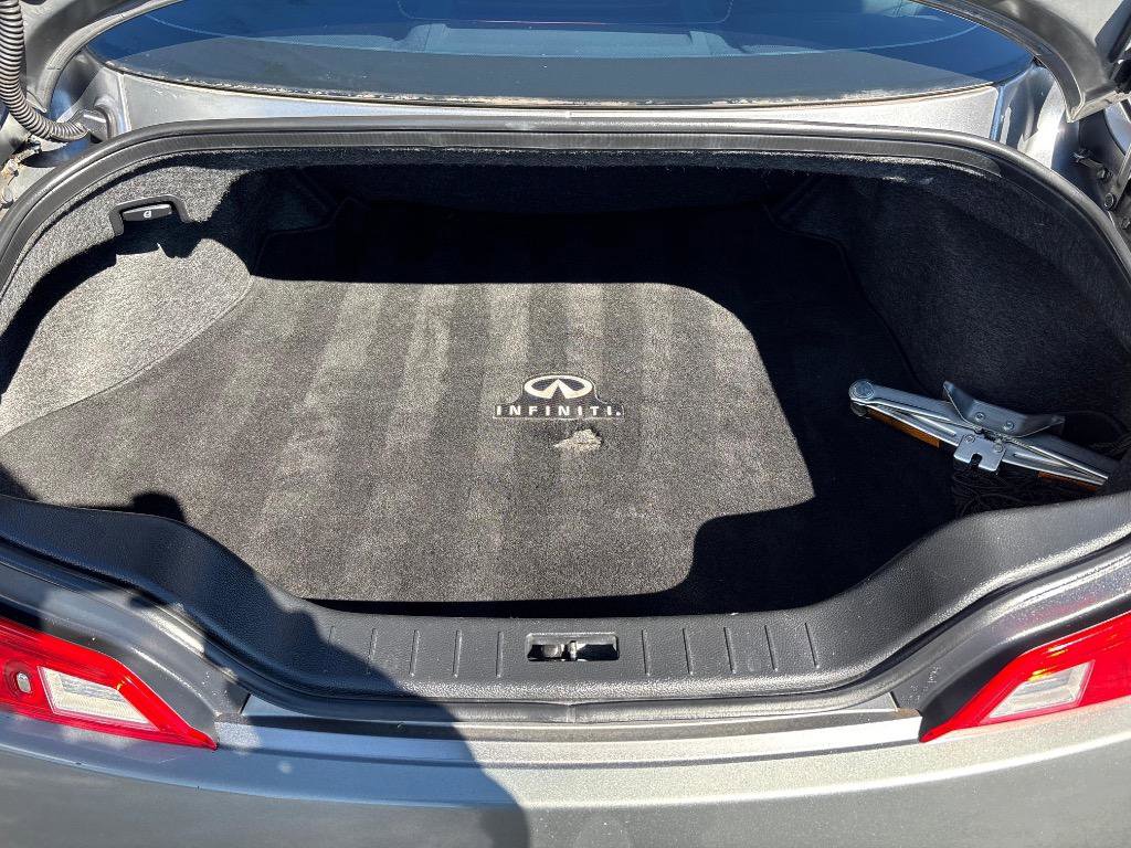 Used 2012 INFINITI G37 Journey w/ Premium Pkg image 23