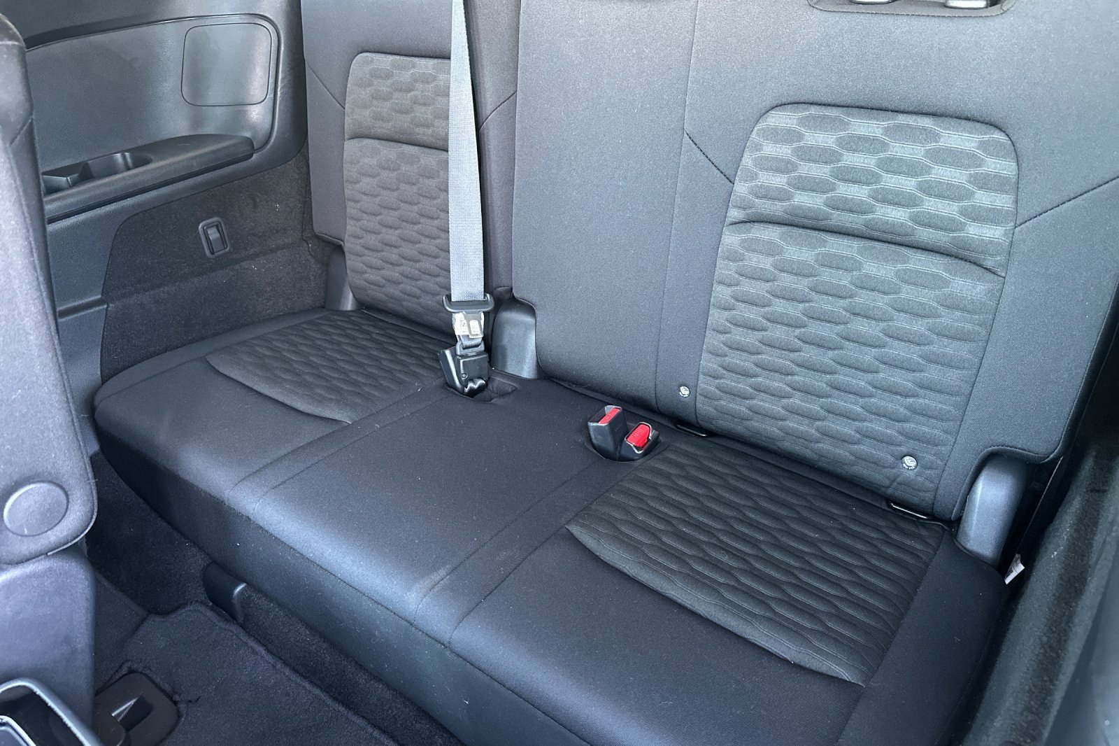 Used 2024 Nissan Pathfinder SV w/ SV Premium Package FWD image 14