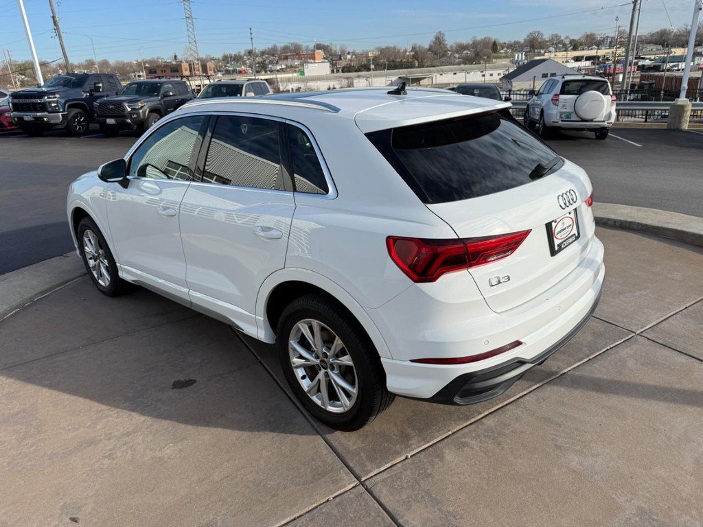 Used 2023 Audi Q3 2.0T Premium image 8