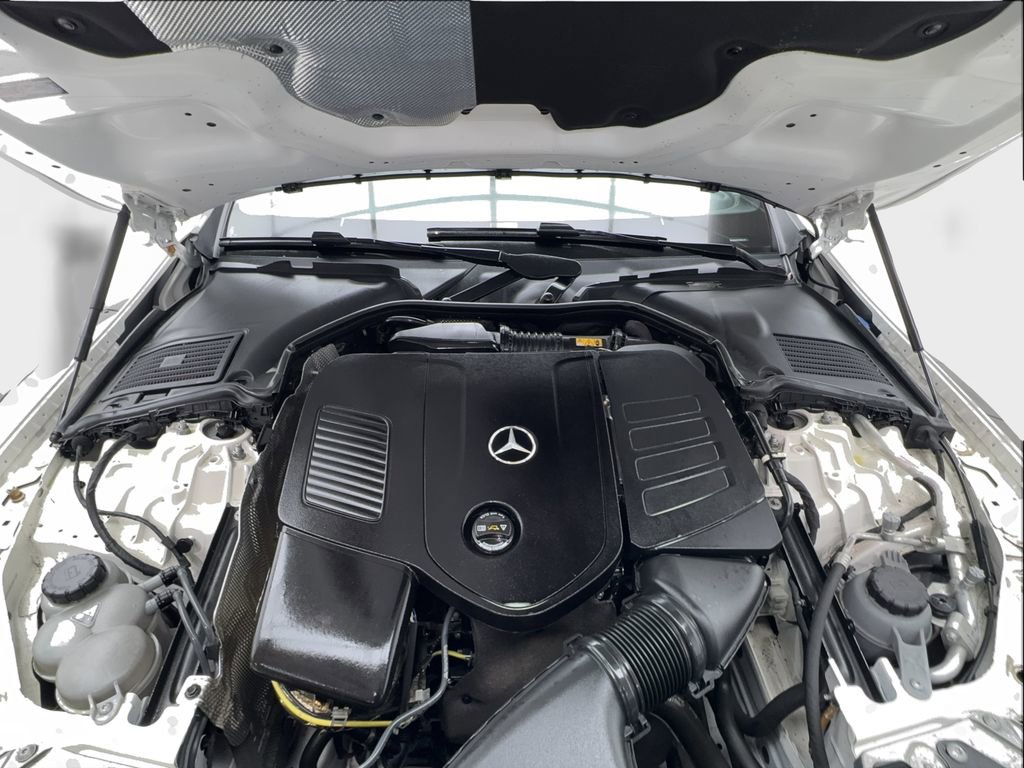 Used 2025 Mercedes-Benz CLE 300 4MATIC Coupe image 17