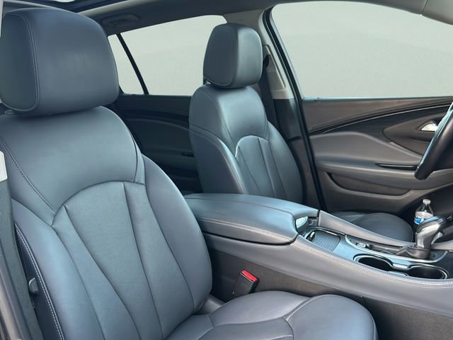 Used 2019 Buick Envision Essence AWD/4WD image 21