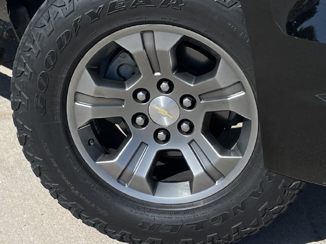 Used 2018 Chevrolet Tahoe LT AWD/4WD image 9