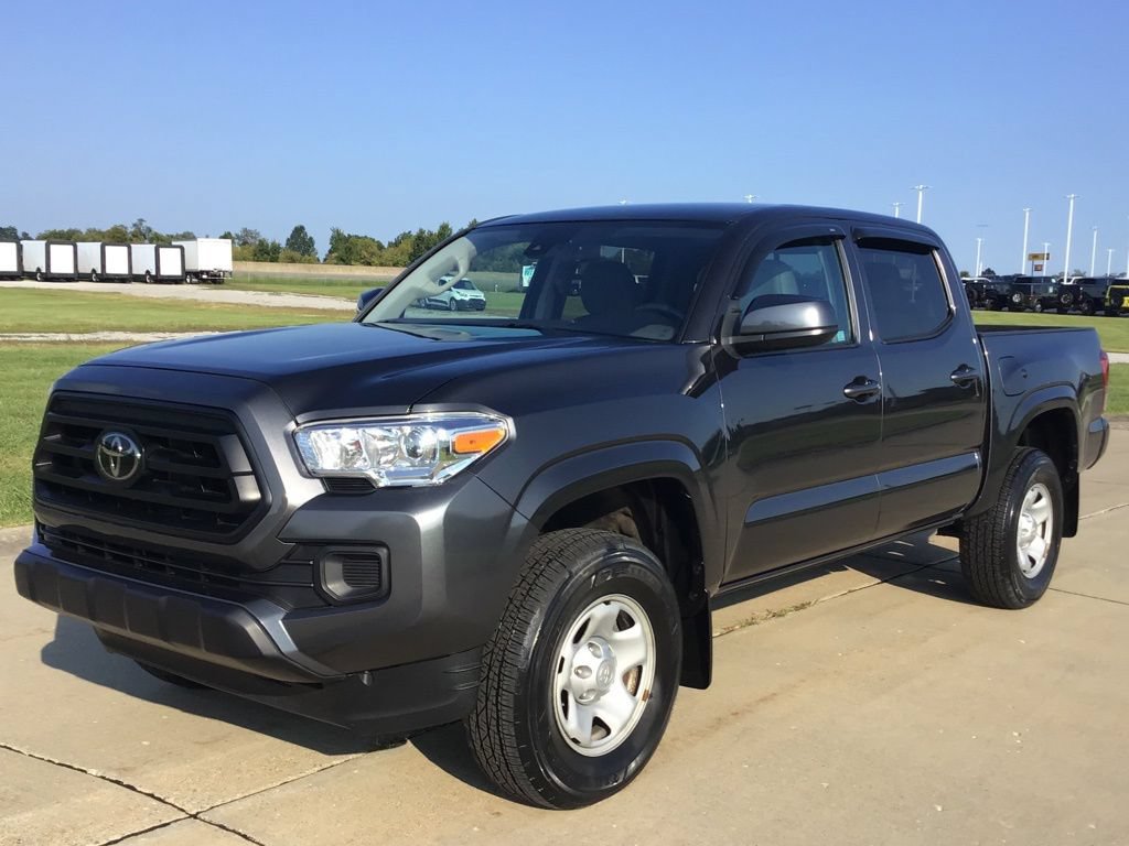 Used 2023 Toyota Tacoma SR AWD/4WD image 3