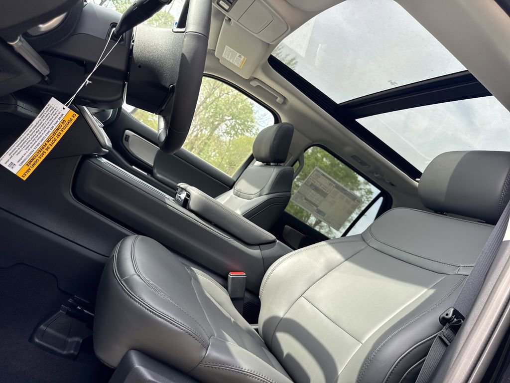 New 2026 Ford Expedition Max Active RWD image 31