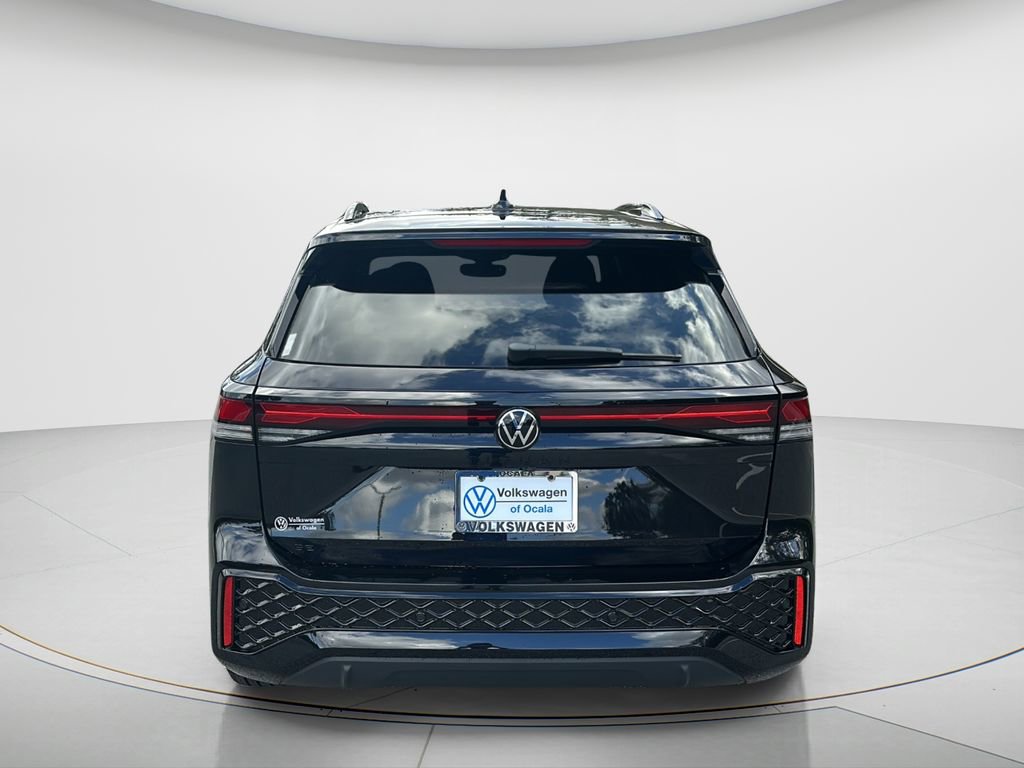 New 2026 Volkswagen Tiguan SE R-Line FWD image 4