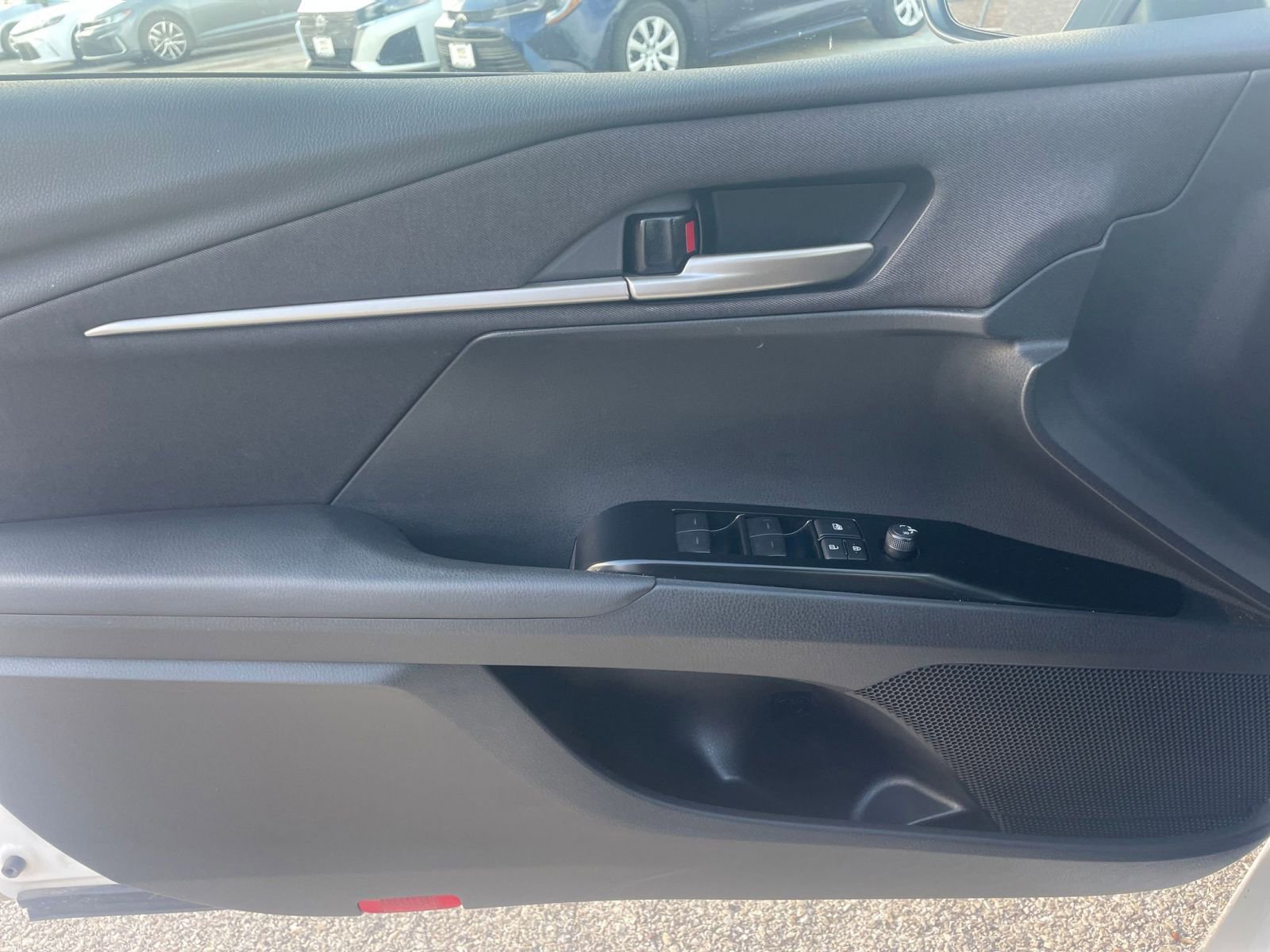 Used 2025 Toyota Camry LE image 20