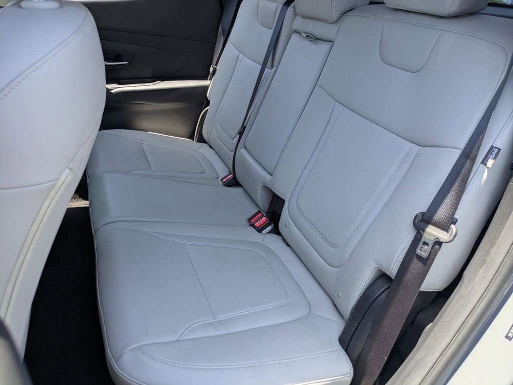 Used 2025 Hyundai Santa Cruz SEL AWD/4WD image 27