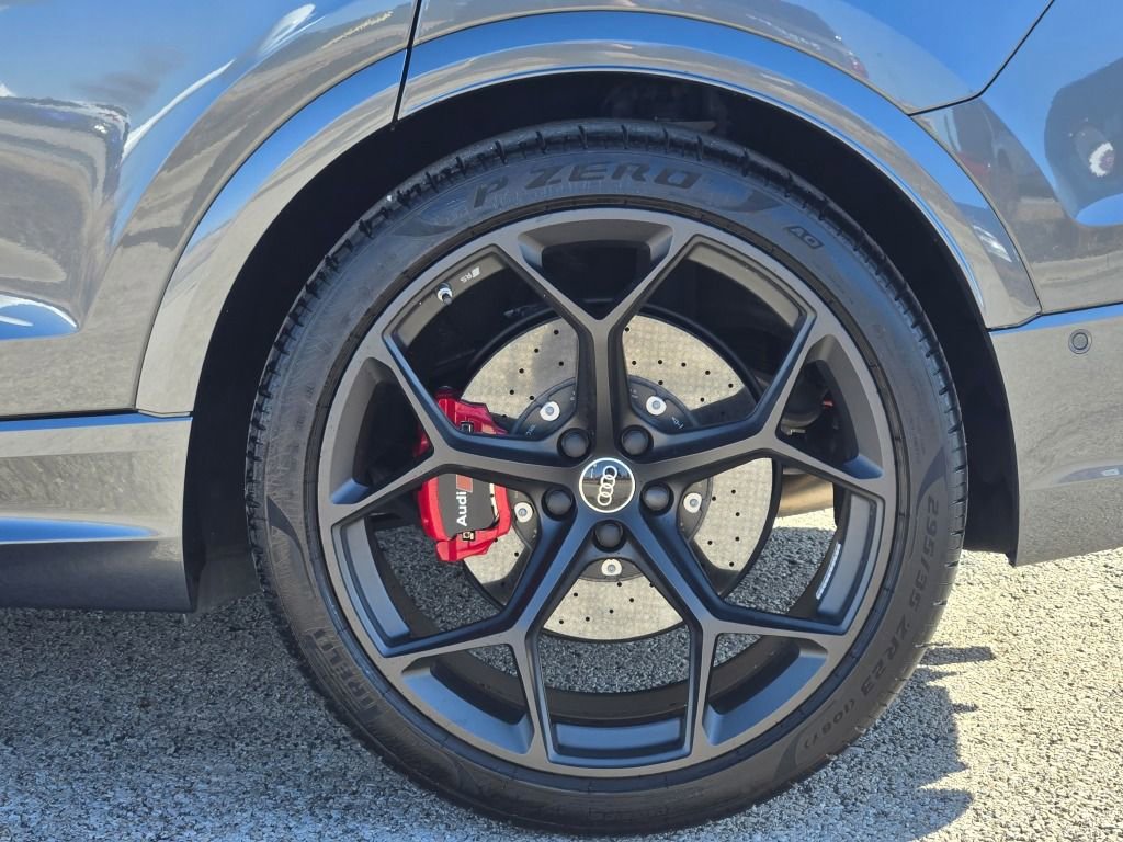 Used 2025 Audi RS Q8 performance image 14