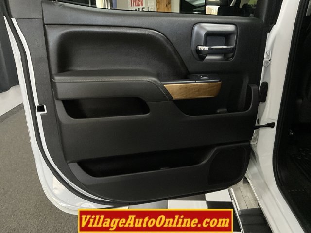 Used 2015 Chevrolet Silverado 3500 LTZ w/ LTZ Plus Package AWD/4WD image 23